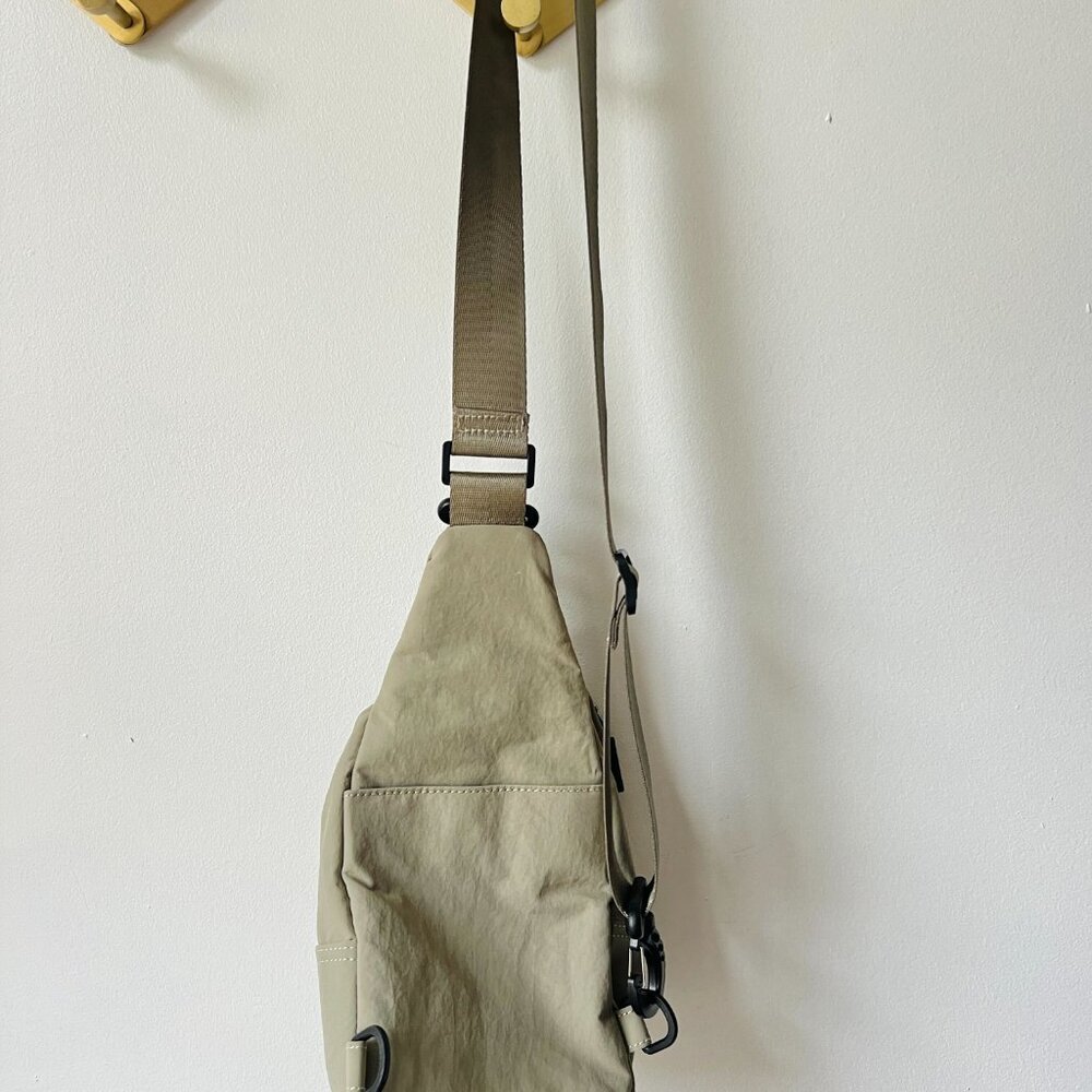 Westbronco Small Sling Bag in Olive Green, NWOT - Picture 3 of 13